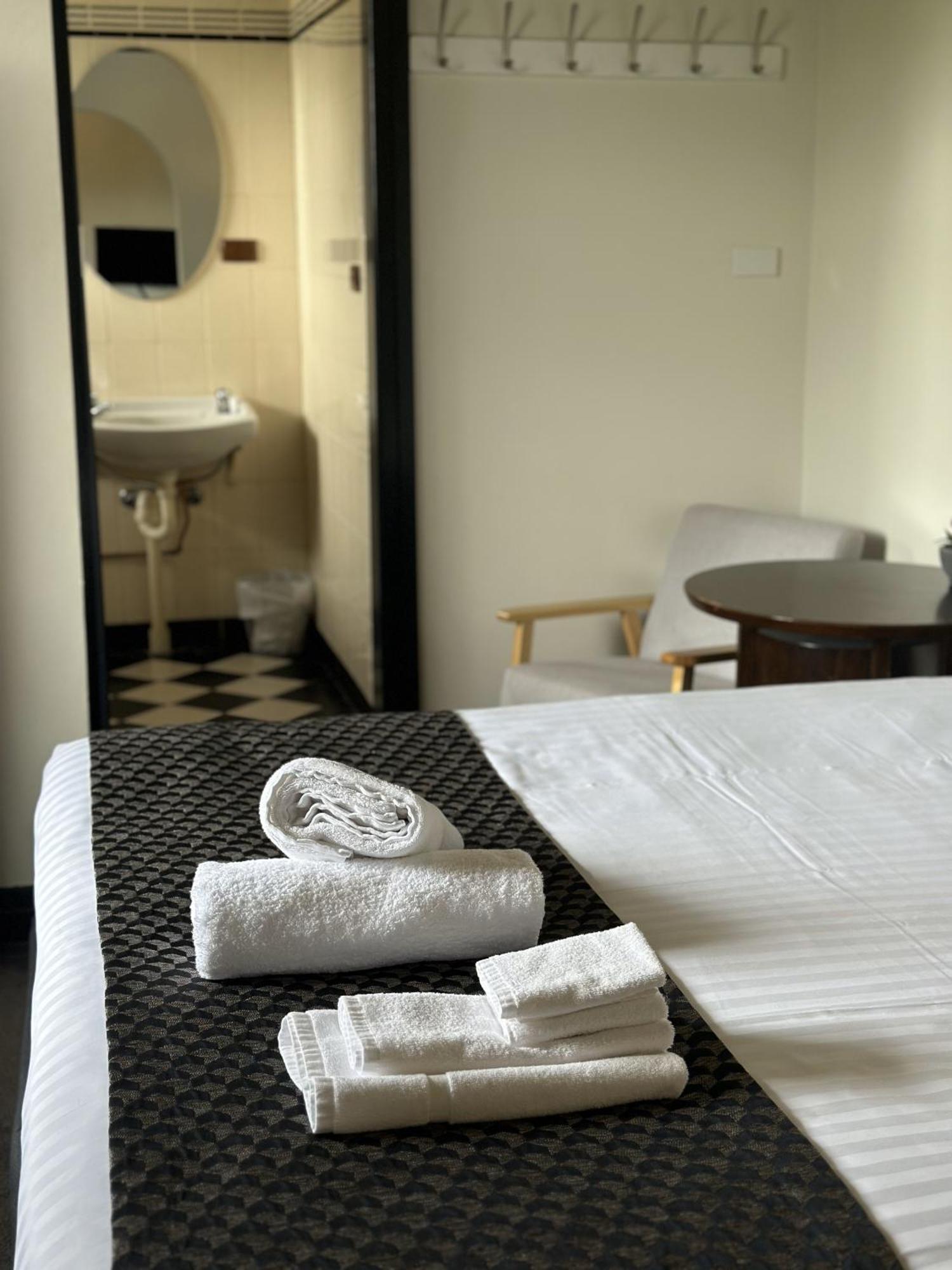 Romano'S Hotel & Suites Вага Вага Екстериор снимка