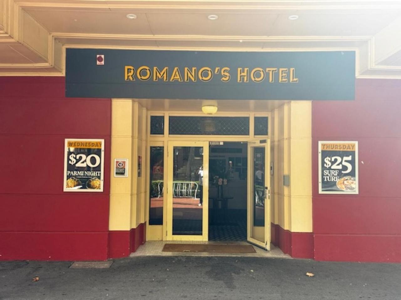 Romano'S Hotel & Suites Вага Вага Екстериор снимка